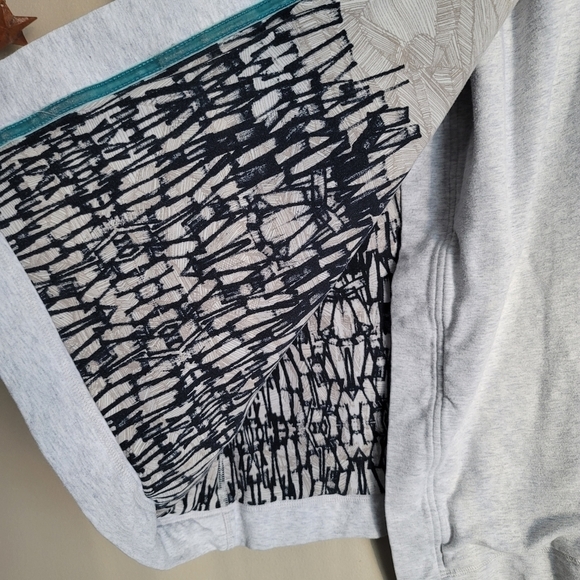 LULULEMON Athletica Savana Wrap Sweater Jacket Size 4 in Gray - Picture 6 of 12